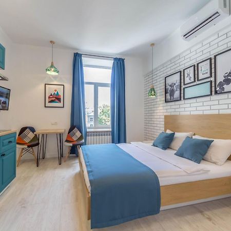 Apartments On Velyka Vasylkivska 47 Kiev Ngoại thất bức ảnh