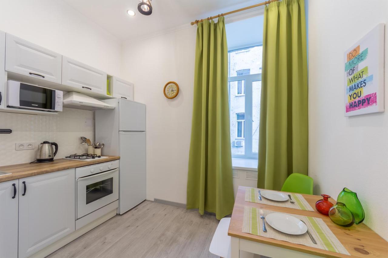 Apartments On Velyka Vasylkivska 47 Kiev Ngoại thất bức ảnh