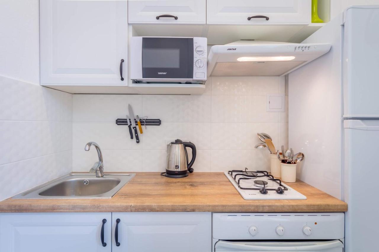 Apartments On Velyka Vasylkivska 47 Kiev Ngoại thất bức ảnh