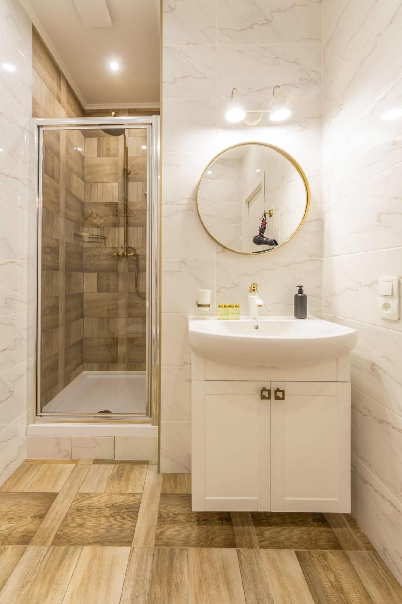 Apartments On Velyka Vasylkivska 47 Kiev Ngoại thất bức ảnh